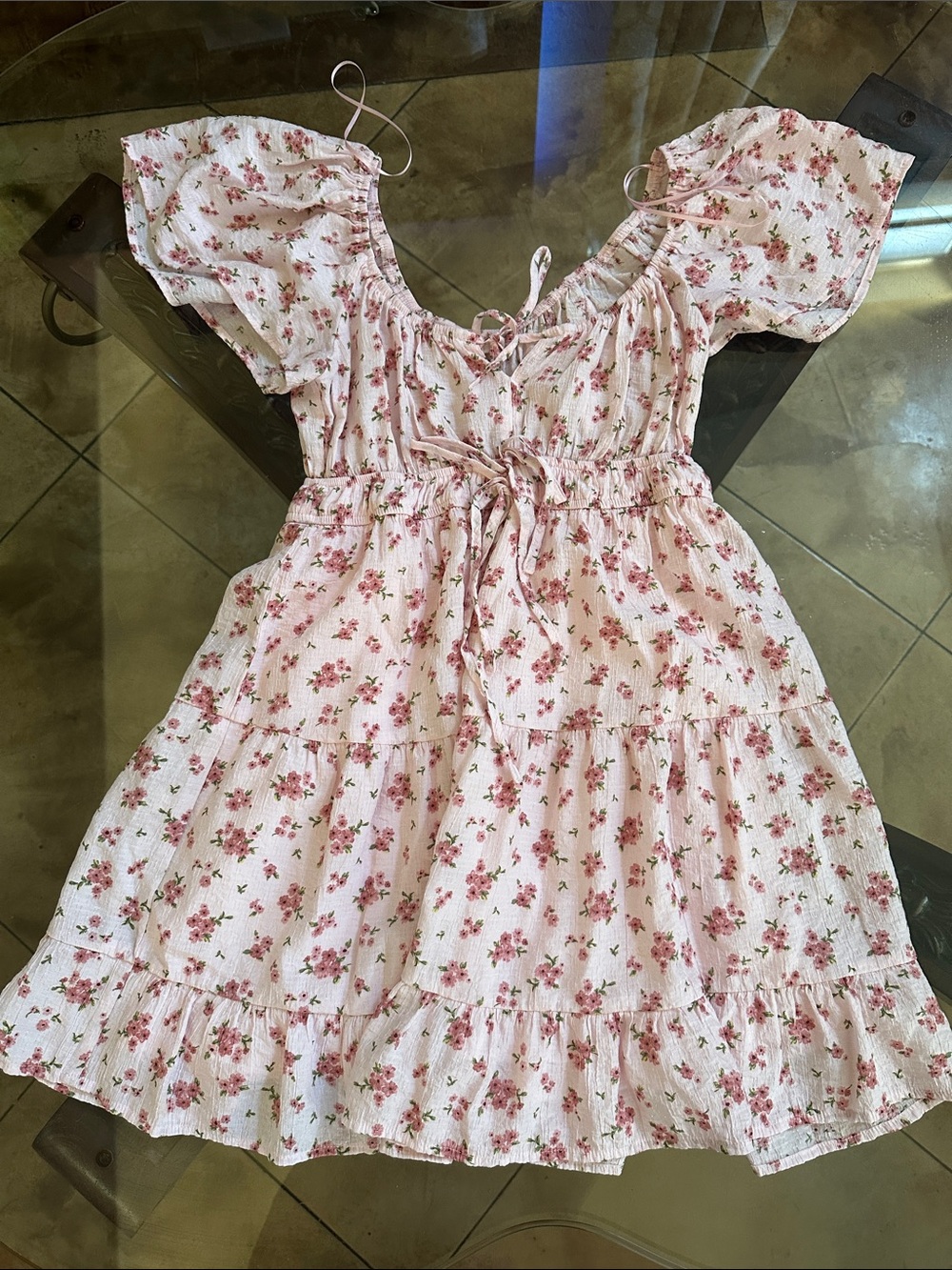 Juniors Pink Floral Puff-Sleeve skater Dress small